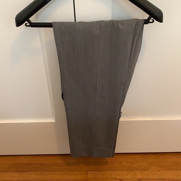 Banana Republic grey checked suit - Picture 4 of 8